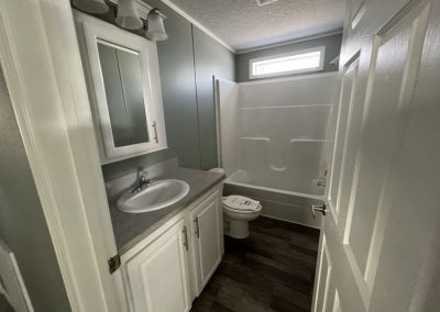 Key Largo 2 Bathroom